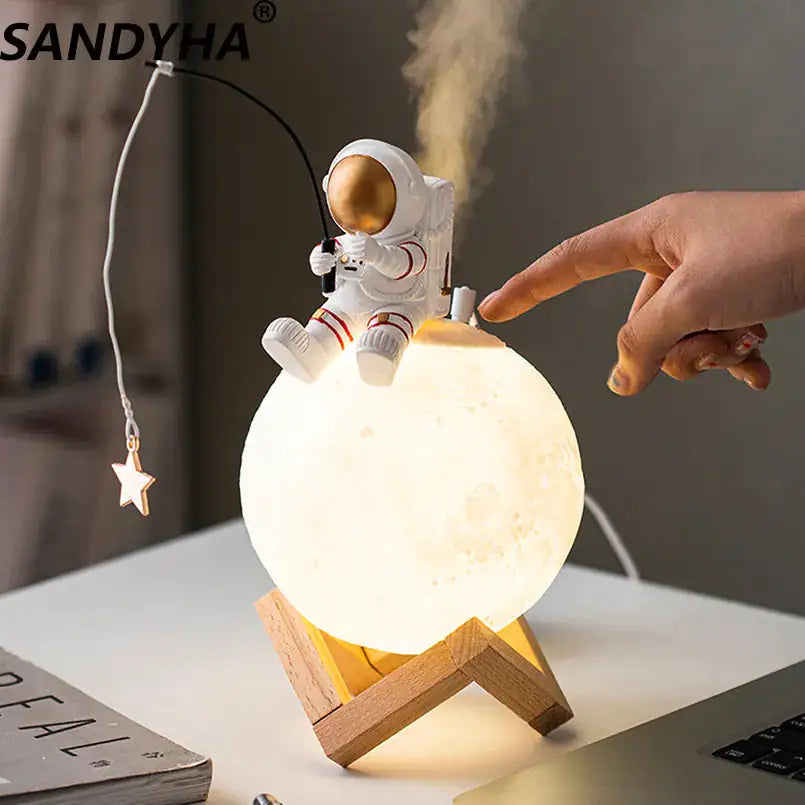 Astronaut Desk Lamp